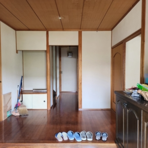 (玄関)